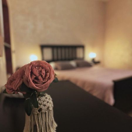 Marieta Rooms Sarzana Exteriör bild