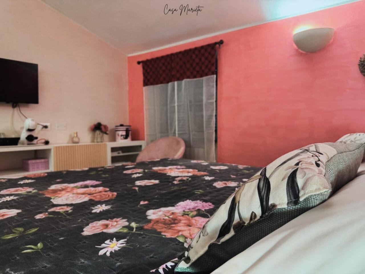 Marieta Rooms Sarzana Exteriör bild