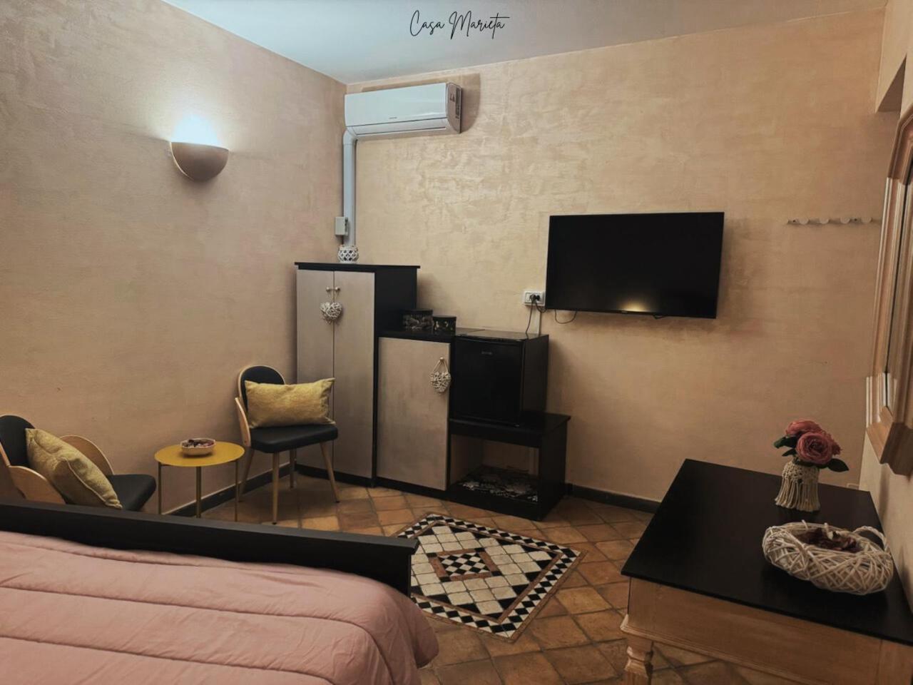Marieta Rooms Sarzana Exteriör bild