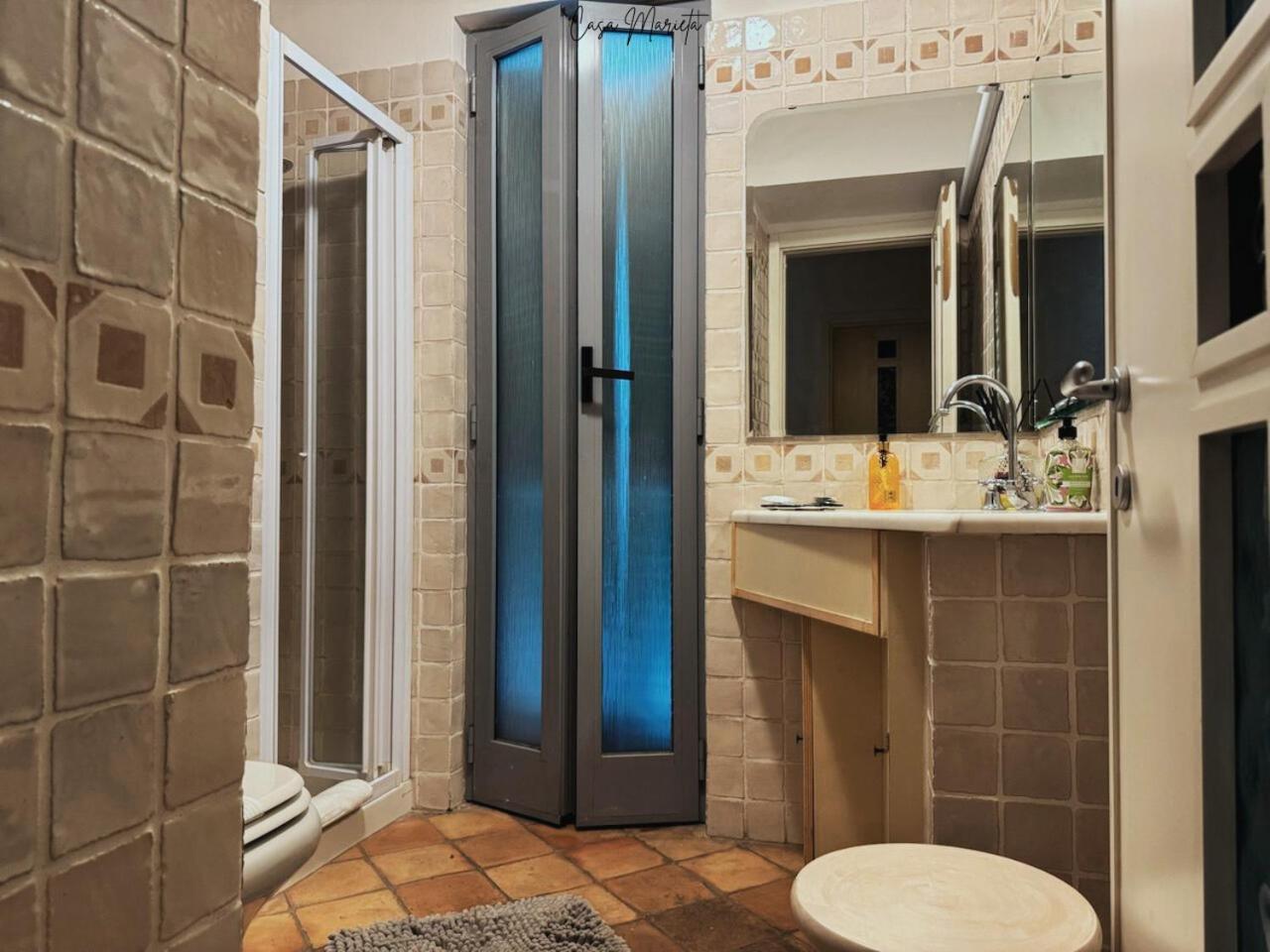 Marieta Rooms Sarzana Exteriör bild