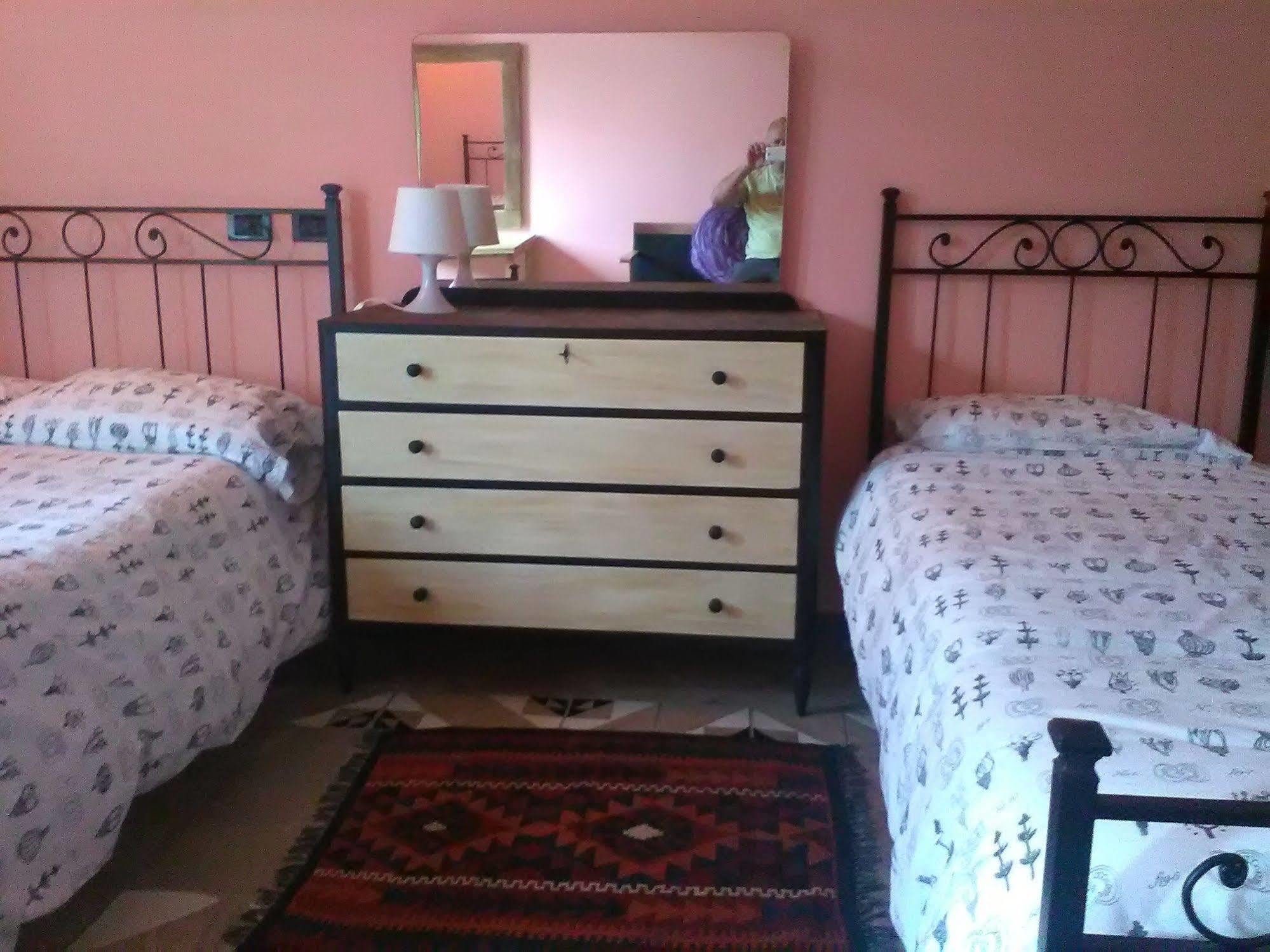 Marieta Rooms Sarzana Exteriör bild