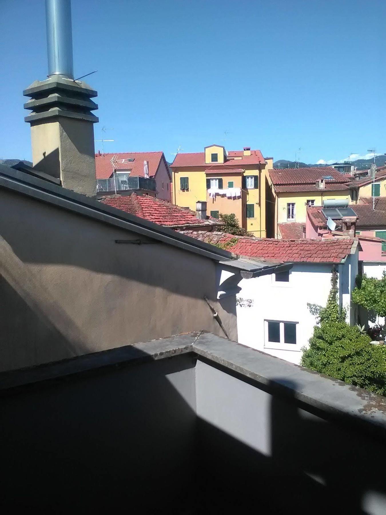 Marieta Rooms Sarzana Exteriör bild